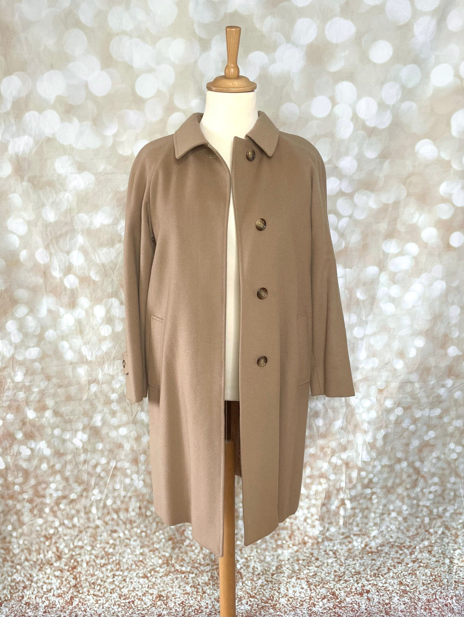 1980s Genuine Aquascutum Luxury Cashmere Coat – Voluptuous Vintage