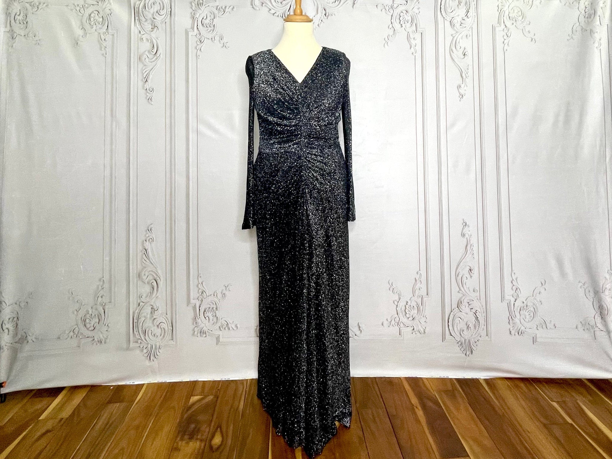 1970s Lurex Sparkle Floor Length Bond Girl Gown Voluptuous Vintage 1970s Lurex Sparkle Floor Length Bond Girl Gown Voluptuous Vintage