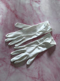 **1950s Classic White Morley Wrist Gloves Vintage Gloves Authentic Vintage 