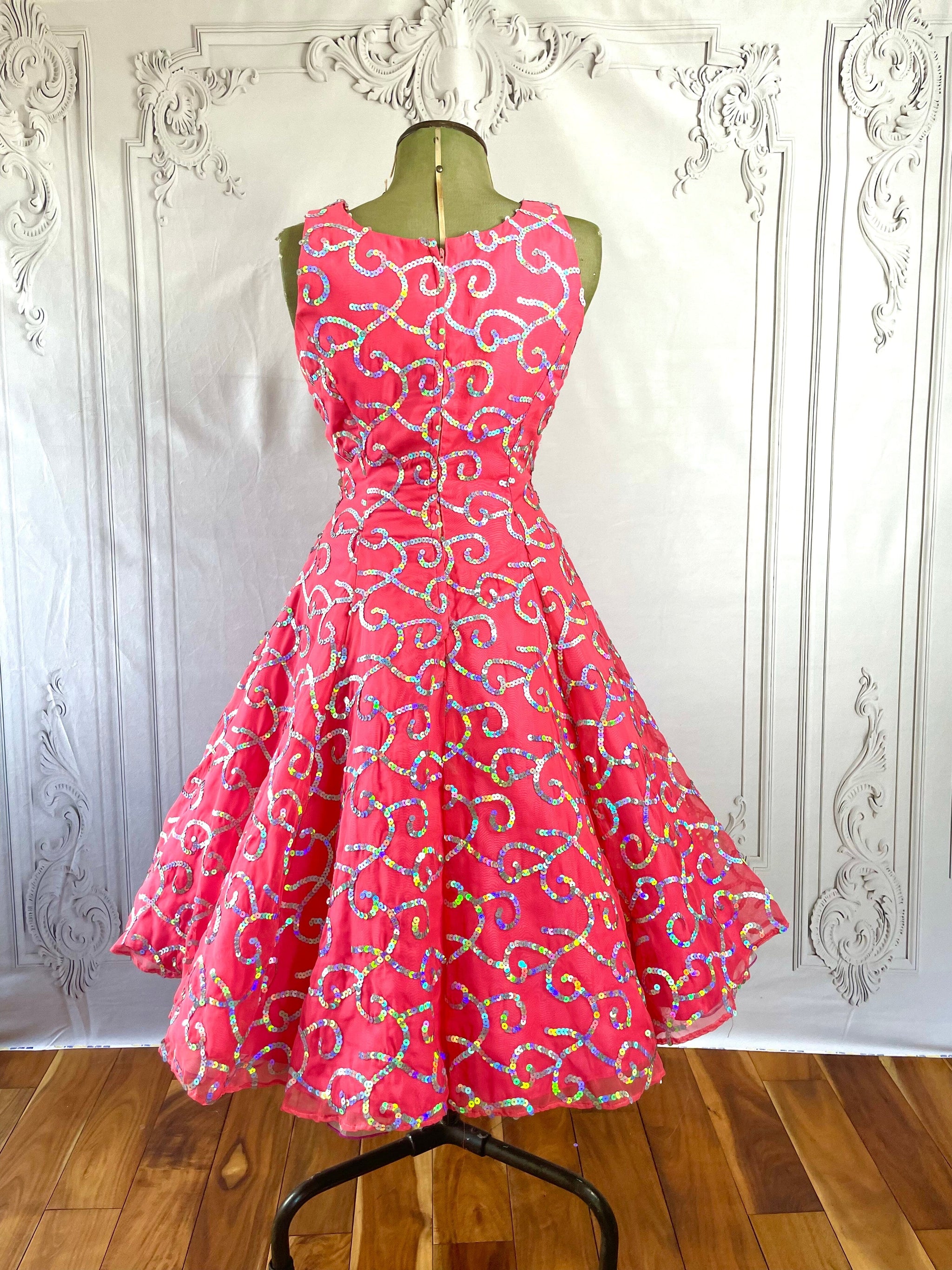 1960s Barbie Pink Iridescent Sequin Prom Dress – Voluptuous Vintage