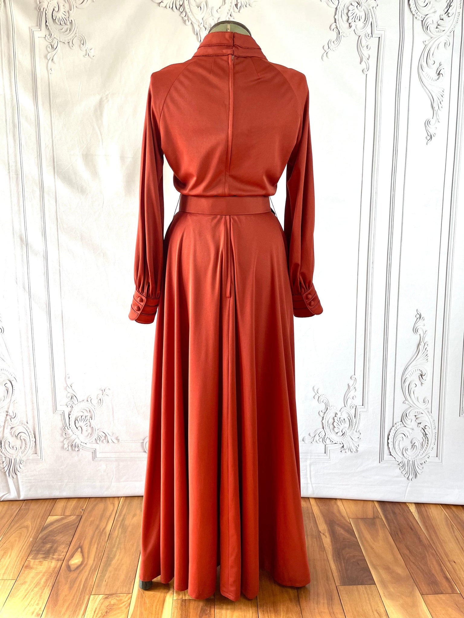 1970s Glamourous Berkertex Rust Maxi Dress Voluptuous Vintage 1970s Glamourous Berkertex Rust Maxi Dress Voluptuous Vintage