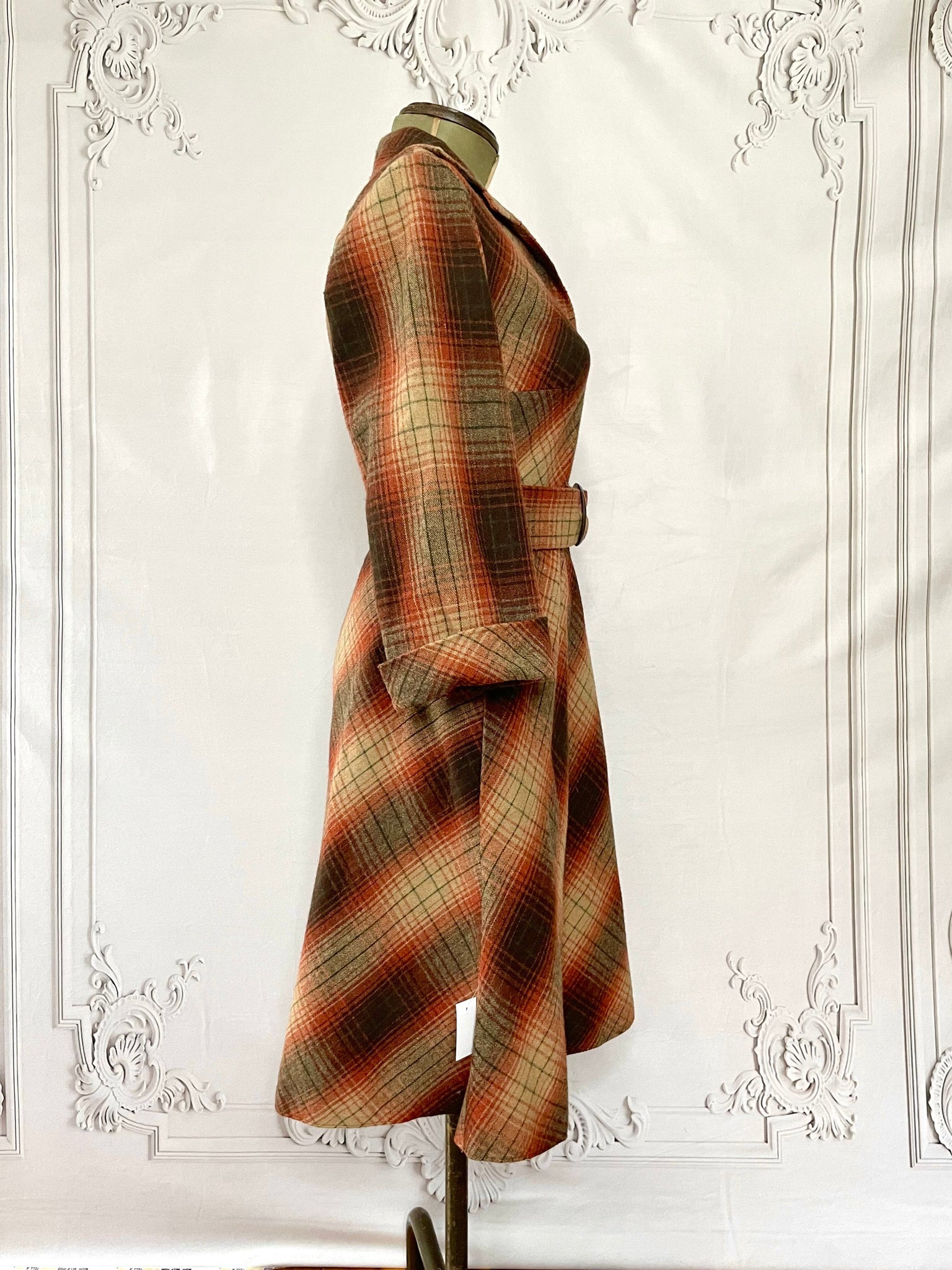 1970s Tartan Plaid Wool Blend Fall Dress – Voluptuous Vintage