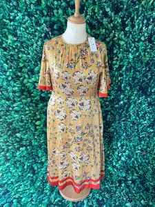 Emily Lovelock 60s Style Floral Buffet Dress RR Dress Retro Revibe Gold Medium 