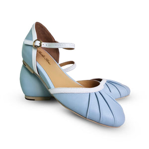 The fabulous Susie Leather Flats in Baby Blue / 36 by Charlie Stone at Voluptuous Vintage