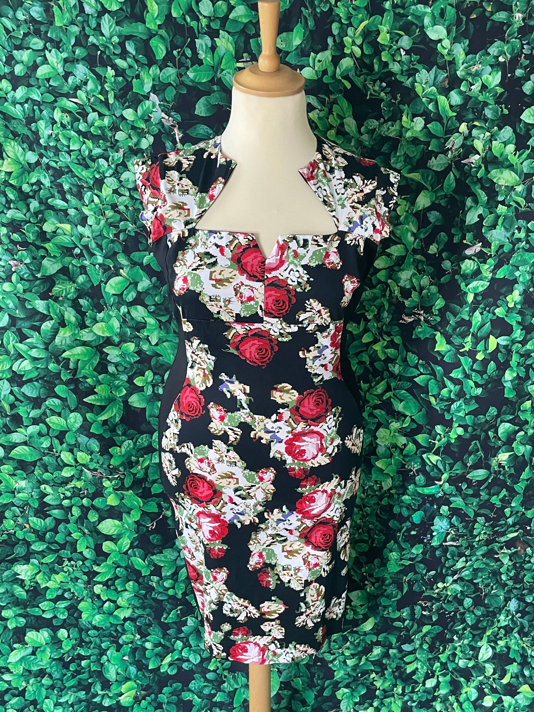 1950s bodycon dress AISIZE Women's 1950s Vintage Tie Neck Cocktail Bodycon Pencil Dress (Small, Black) at Amazon Women's Clothing store