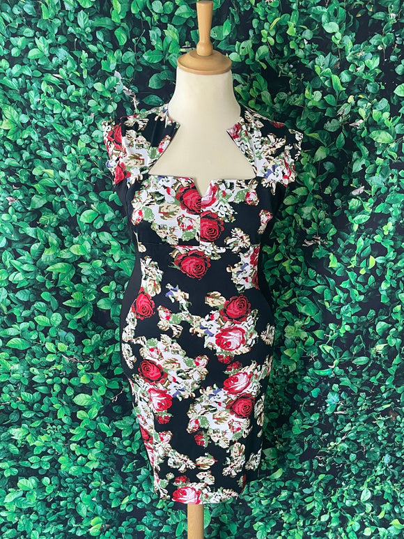 The Pretty Dress Company 50s Style Tapestry Roses Bodycon Dress RR Dress Retro Revibe Black Extra Large 