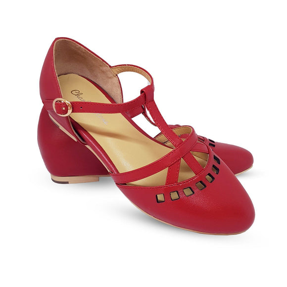 The fabulous Valentina Flats in Red / 36 by Charlie Stone at Voluptuous Vintage
