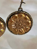 *Vintage Glass Button Brass Earrings Earrings Grandmother's Buttons Bronze Gild Flower 